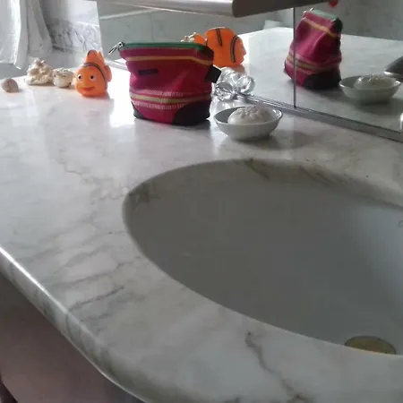 Homestay Residenz Apollo *