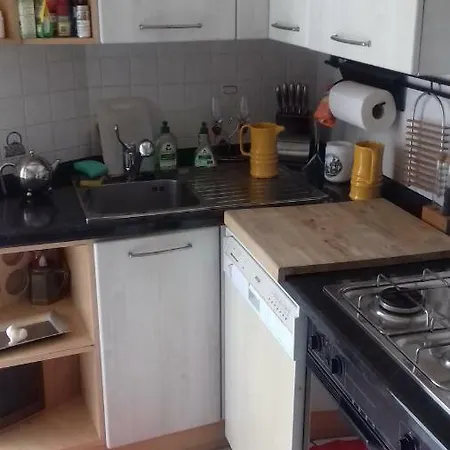 Homestay Residenz Apollo